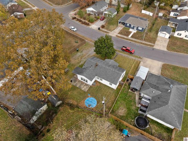 2018 S 29th Street, Paducah, KY 42003