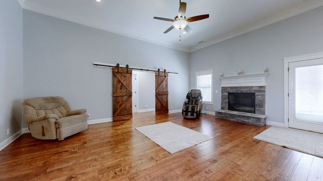 4301 Faran David Ct, Murfreesboro, TN 37129