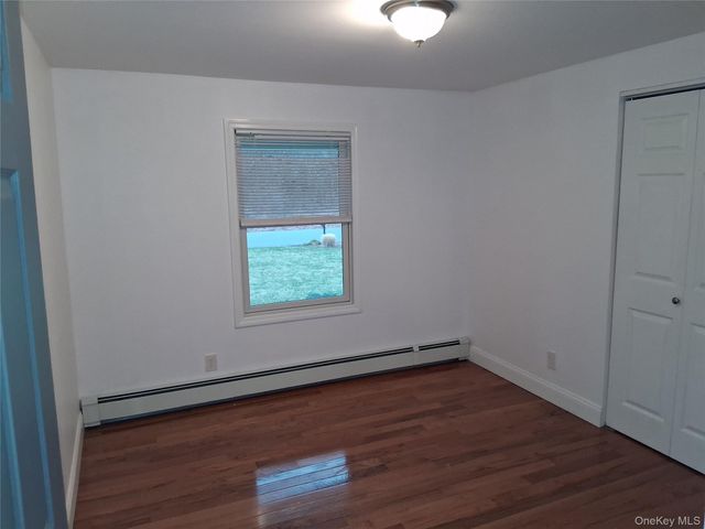 71 Cooks Road, East Patchogue, NY 11772