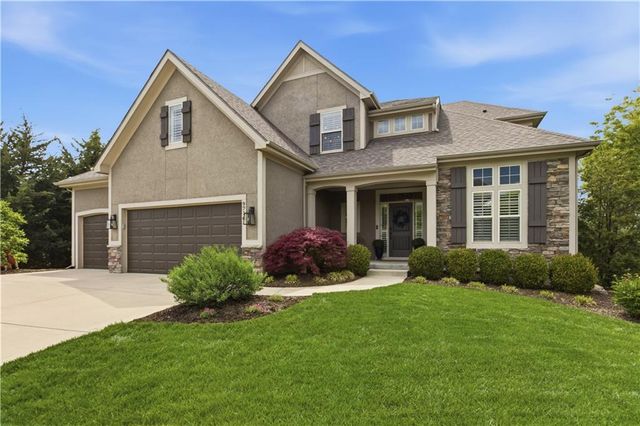 9716 Inspiration Street, Lenexa, KS 66227