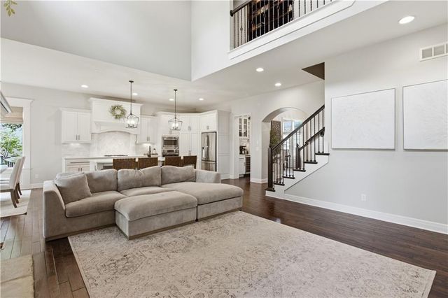 9716 Inspiration Street, Lenexa, KS 66227