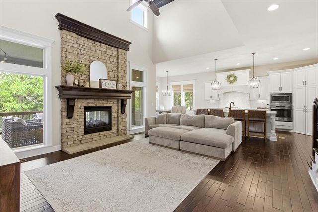 9716 Inspiration Street, Lenexa, KS 66227