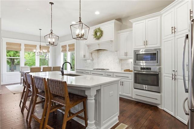 9716 Inspiration Street, Lenexa, KS 66227