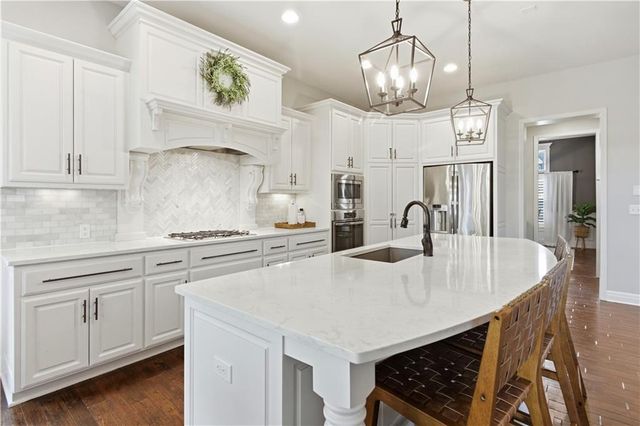 9716 Inspiration Street, Lenexa, KS 66227