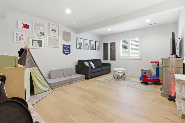 9716 Inspiration Street, Lenexa, KS 66227