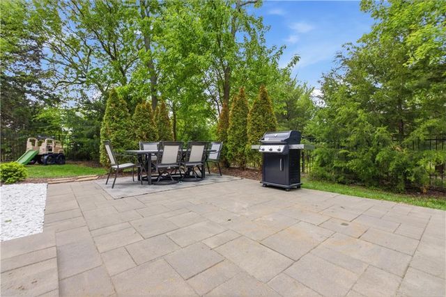 9716 Inspiration Street, Lenexa, KS 66227