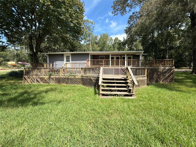 239 Spring Creek Drive, Goodrich, TX 77335