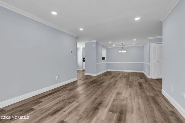 401 Hampton Court 15-7, Manalapan, NJ 07726