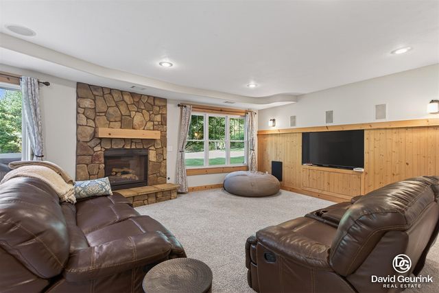 3567 Elk Court, Zeeland, MI 49464