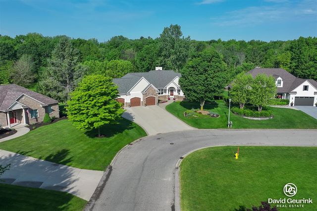 3567 Elk Court, Zeeland, MI 49464