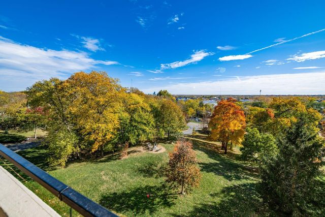 1000 Urlin Avenue, 518, Columbus, OH 43212