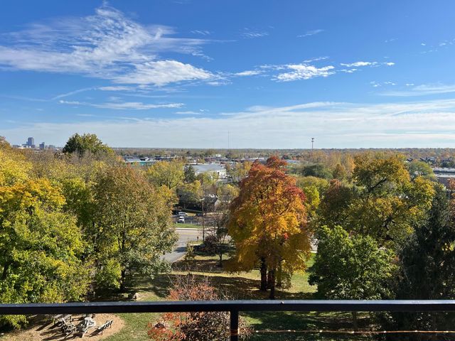 1000 Urlin Avenue, 518, Columbus, OH 43212