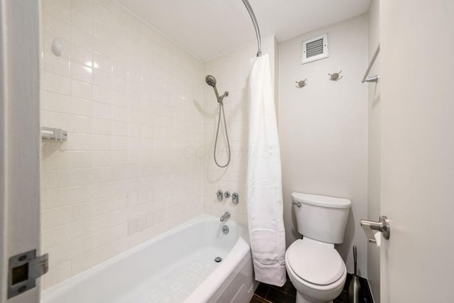 1000 Urlin Avenue, 518, Columbus, OH 43212