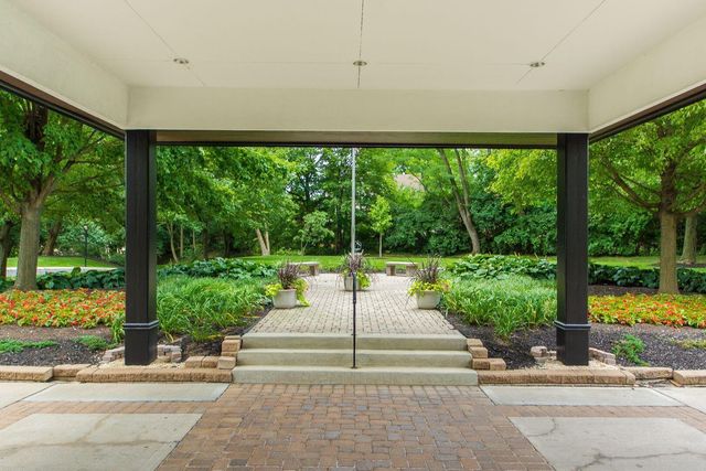 1000 Urlin Avenue, 518, Columbus, OH 43212