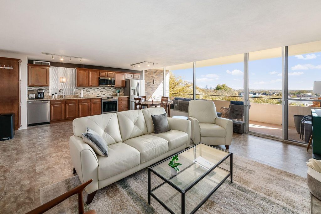 1000 Urlin Avenue, 518, Columbus, OH 43212