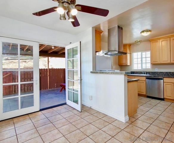 834 Maria Ave., Spring Valley, CA 91977