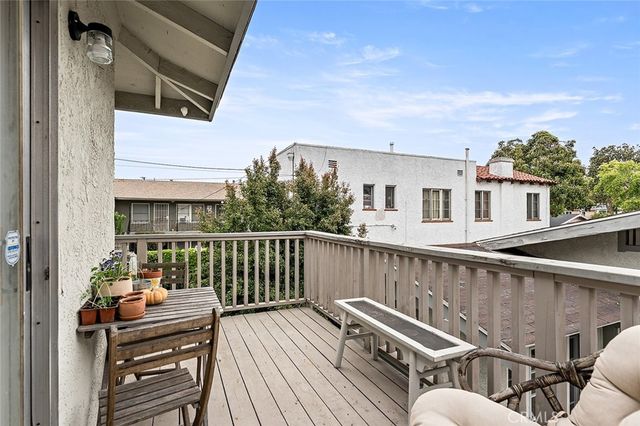 905 Gardenia, Long Beach, CA 90813