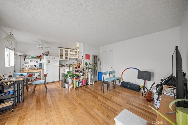 905 Gardenia, Long Beach, CA 90813