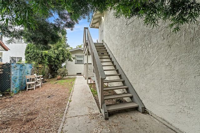 905 Gardenia, Long Beach, CA 90813