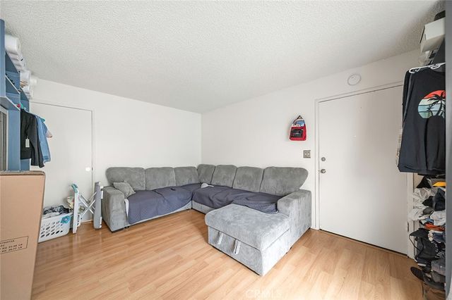 905 Gardenia, Long Beach, CA 90813