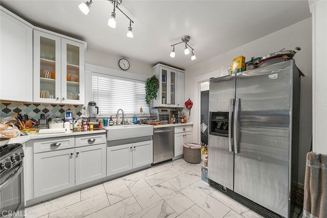 905 Gardenia, Long Beach, CA 90813