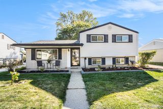 2240 Camel Drive, Sterling Heights, MI 48310
