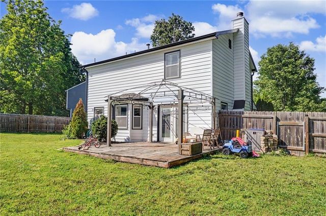 420 Cattleman Court, Lawrence, KS 66049