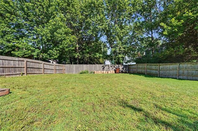 420 Cattleman Court, Lawrence, KS 66049