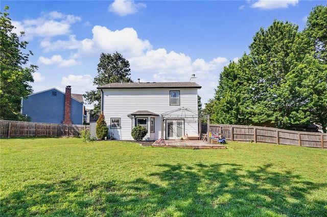 420 Cattleman Court, Lawrence, KS 66049