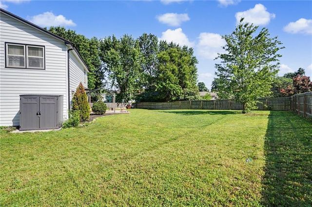 420 Cattleman Court, Lawrence, KS 66049
