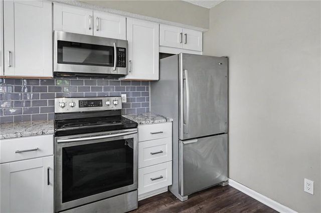 420 Cattleman Court, Lawrence, KS 66049