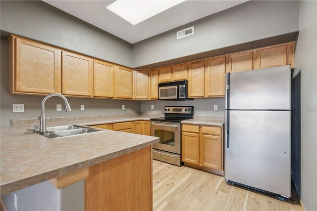 315 Taft Avenue, Iowa City, IA 52245
