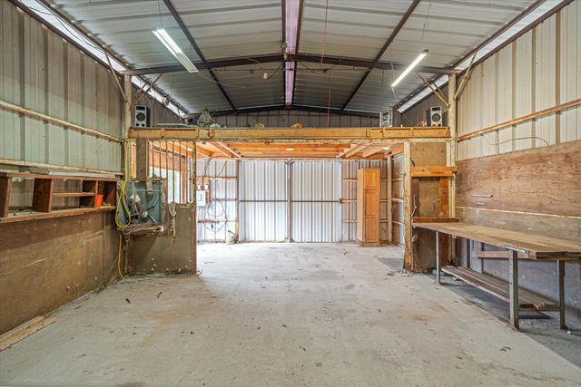 2209 Hare Lane, Greenville, TX 75402