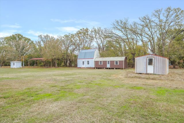 2209 Hare Lane, Greenville, TX 75402