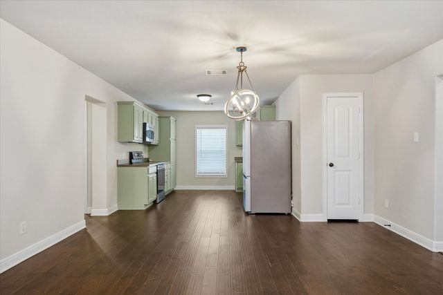 2209 Hare Lane, Greenville, TX 75402