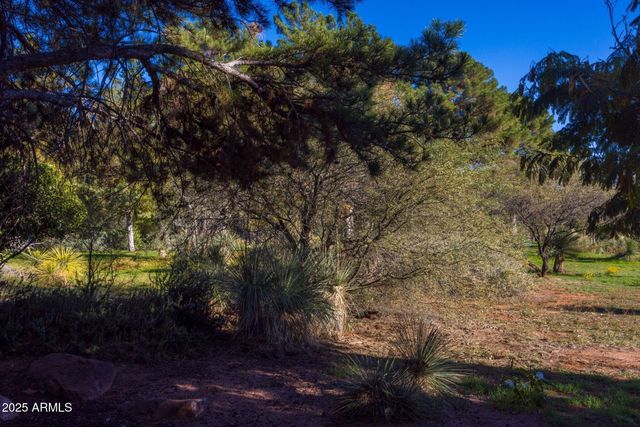 30 VAQUERO Circle, Sedona, AZ 86351