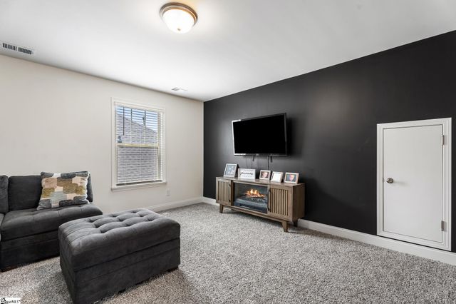 2622 Karkinnen Way, Moore, SC 29369