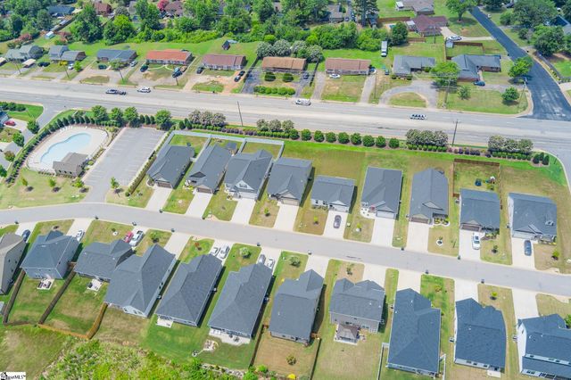 2622 Karkinnen Way, Moore, SC 29369