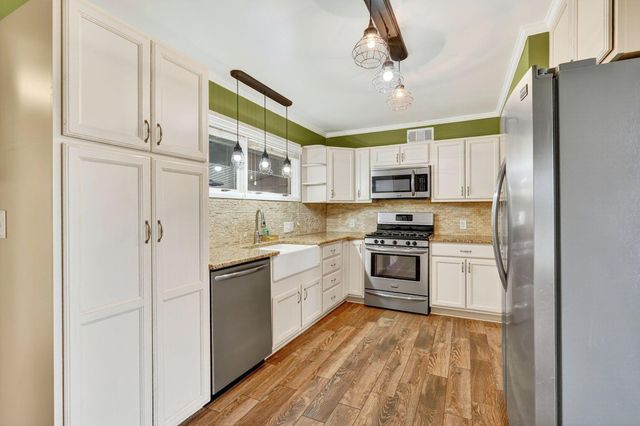 145 Maple Street, Ashville, OH 43103