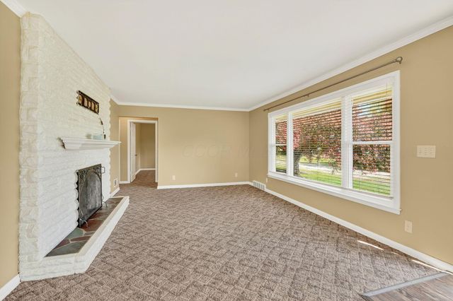 145 Maple Street, Ashville, OH 43103