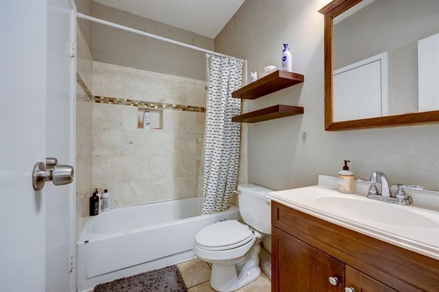 2901 San Jacinto BLVD 204, Austin, TX 78705