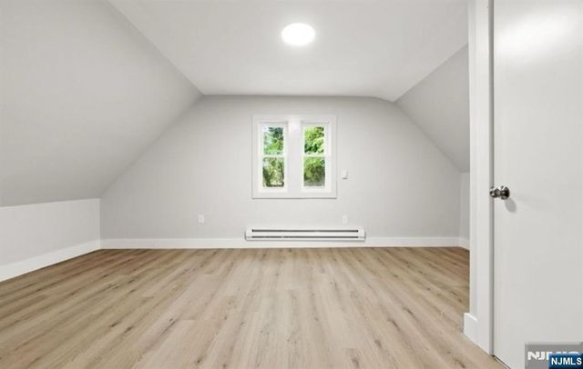 104 Hollywood Avenue, East Orange, NJ 07018