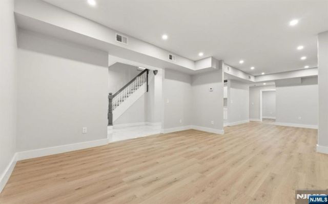 104 Hollywood Avenue, East Orange, NJ 07018