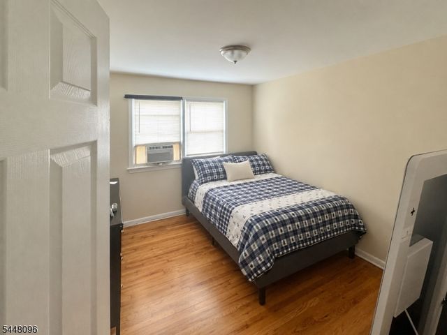 441 W 1St Ave, Roselle Boro, NJ 07203