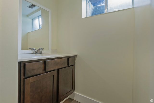9473 S HUNTS END DR, Sandy, UT 84092