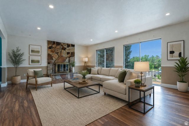 9473 S HUNTS END DR, Sandy, UT 84092