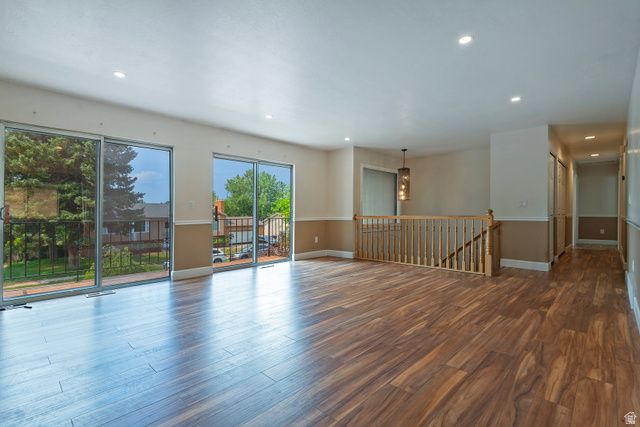 9473 S HUNTS END DR, Sandy, UT 84092