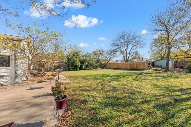 502 W 6th Street, Mcgregor, TX 76657
