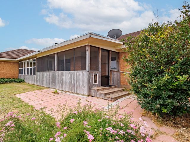 905 High Road, Coleman, TX 76834