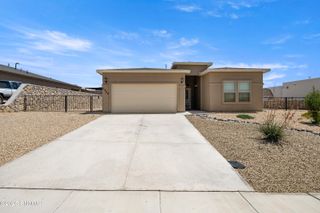 2348 Flintstone Loop, Las Cruces, NM 88012